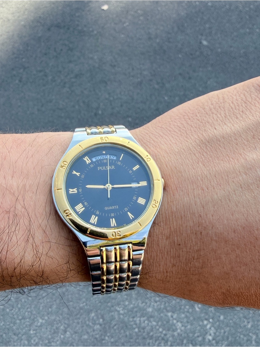 Vintage 1990 Pulsar Two-Tone Men's Watch 36mm Black Dial Day-Date NEW BATTERY